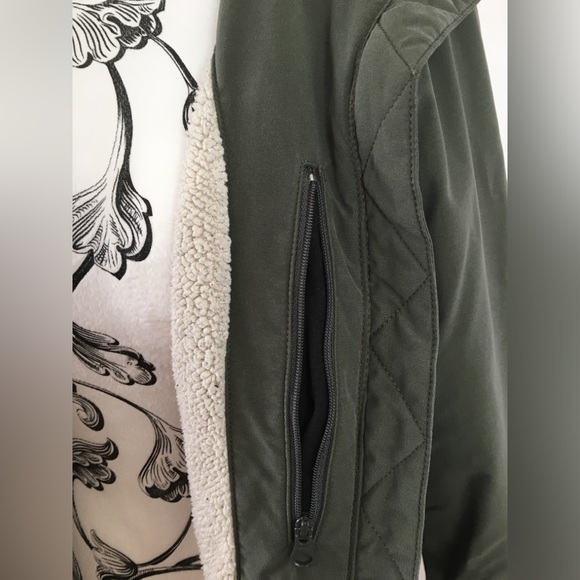 MEC winter jacket - Picture 5 of 12